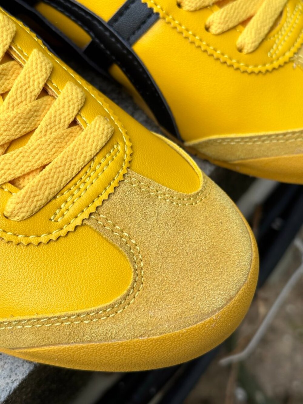 Onitsuka Tiger Mexico 66 Women Yellow Black Retro Sneakers - Picture 4 of 8